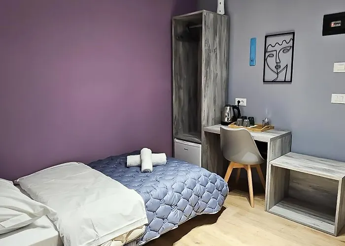 Daisy Centre 3* Tirana